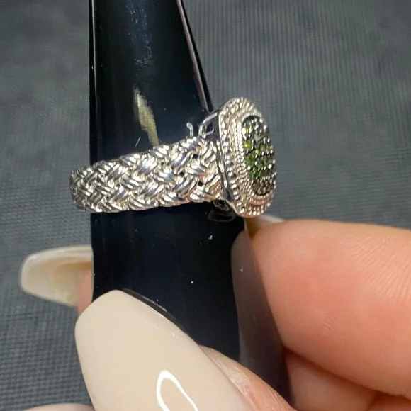 White and velvet green pave diamond ring set in .925 silver 
Maker mark JS - Picture 4 of 8